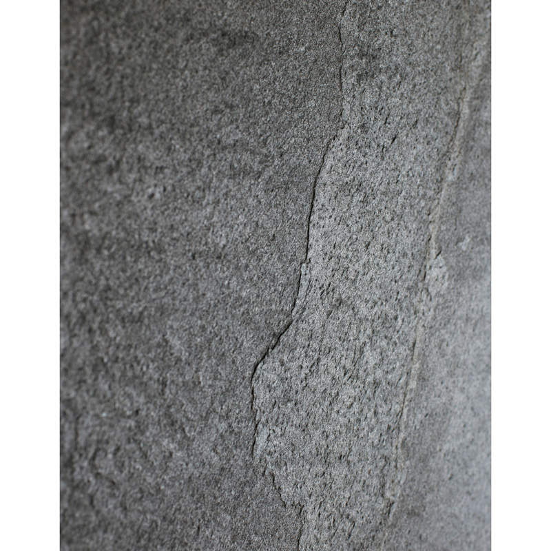 Zoom finition Panneau d’habillage mural pour douche PIERRE NATURELLE Roche de mer - Le Monde du Bain