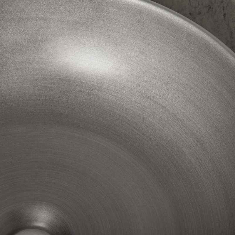 Finition Vasque à poser ovale en céramique SILVER gris métal brossé