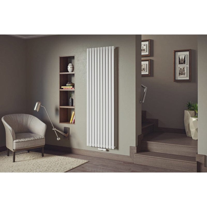 Radiateur STUROTEC Room 2 46,8 x 180 cm avec raccordement central