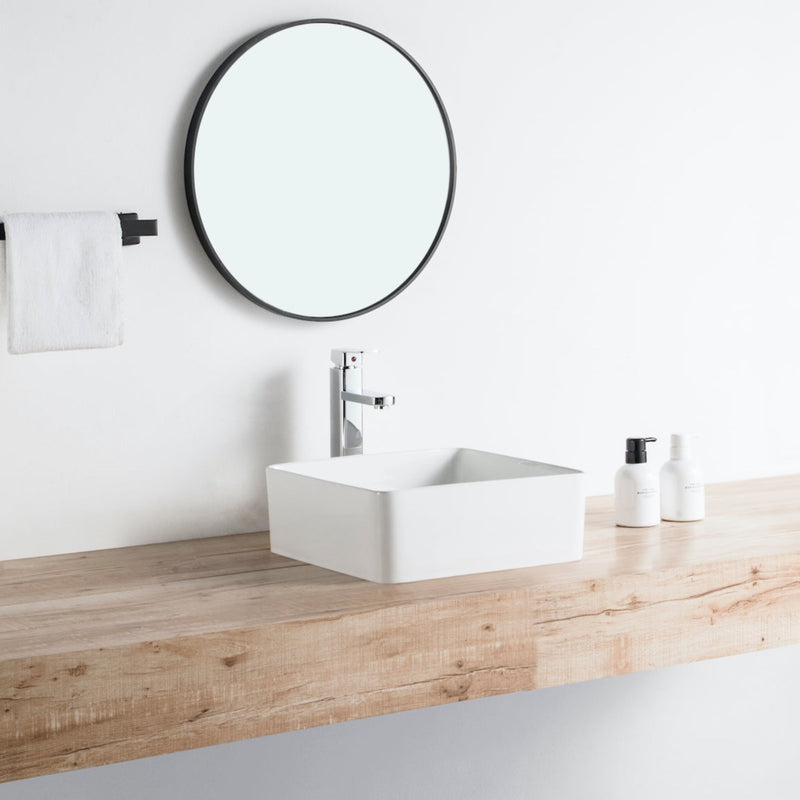 Vue de côté vasque à poser carrée en céramique RIVA 36,5 cm