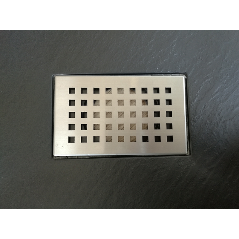 Grille inox PIATTO pour receveurs de douche en SoliCast©, motif quadrillage - Le Monde du Bain