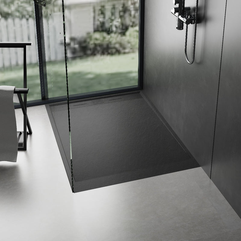 Salle de bain avec Receveur de douche extra plat SALVI en SoliCast® surface ardoisée noir