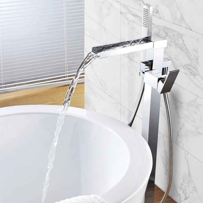 Robinet mitigeur baignoire cascade TANO sur pied - Le Monde du Bain