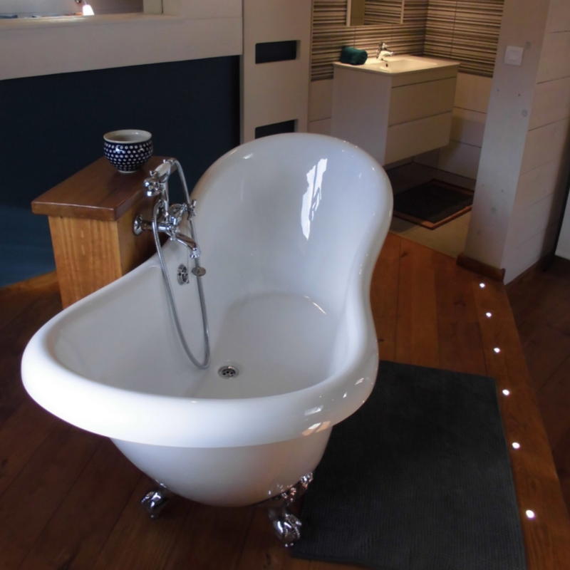 Baignoire ancienne DARLINGTON Blanche - Le Monde du Bain | Commun