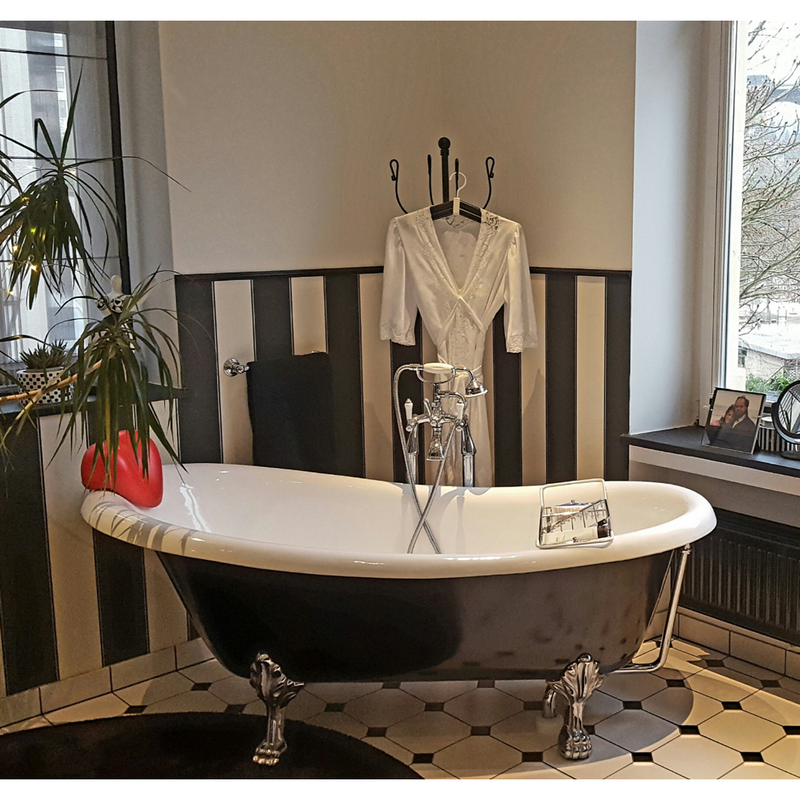 Baignoire ancienne en fonte émaillée LIVINGSTON Noire - Le Monde du Bain | Commun